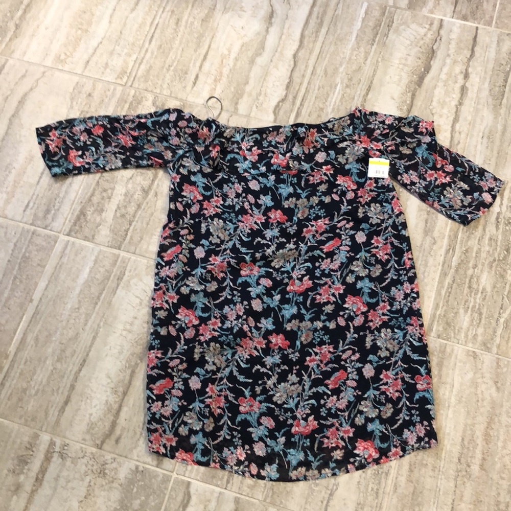 NWOT Collective Concepts Floral Ruffle Overlay Versatile Shoulder Dress